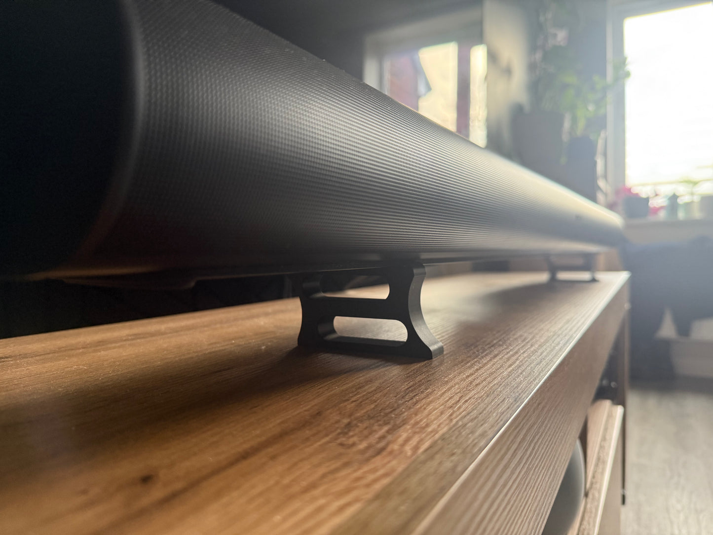 Sonos Arc Riser Stand: Matte Black or White, Enhanced Audio