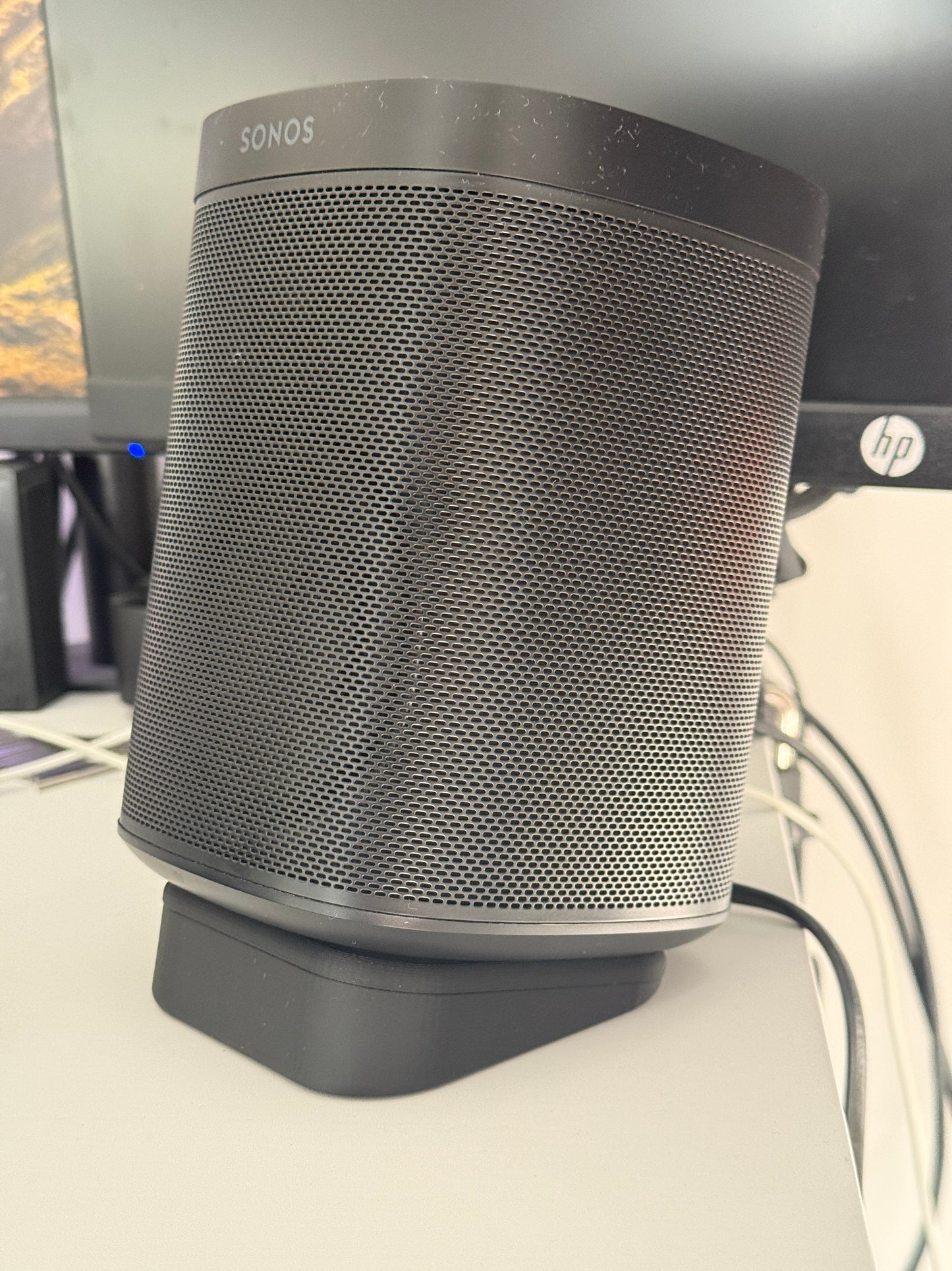 Sonos One Angled Mount: Reversible Tool-Free Speaker Stand