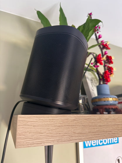 Sonos One Angled Mount: Reversible Tool-Free Speaker Stand