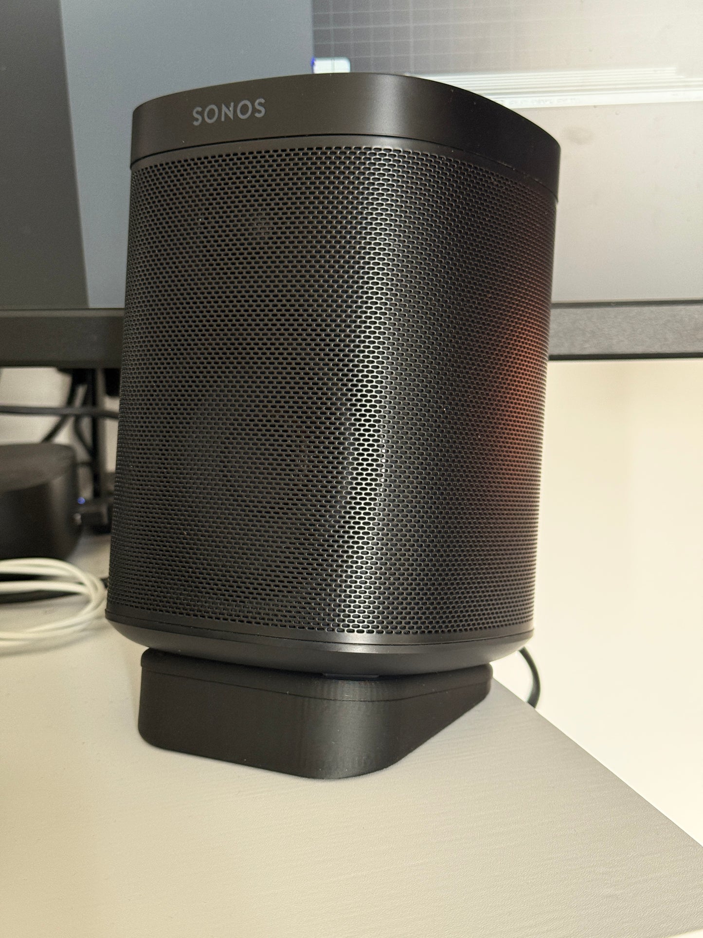 Sonos One Angled Mount: Reversible Tool-Free Speaker Stand