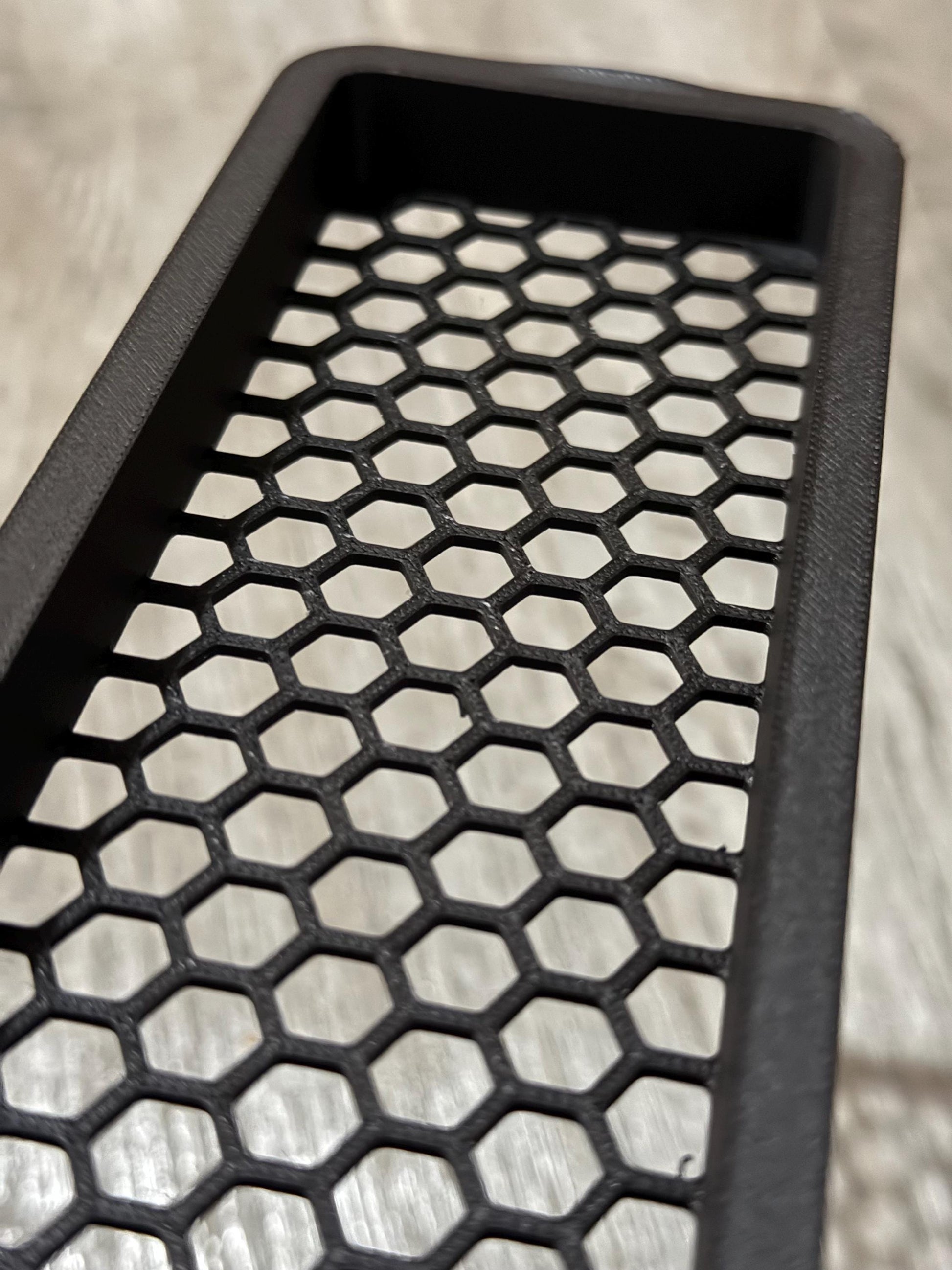 EXTRA STRONG! 2 x Sonos Sub Gen 3 Gen 4 Grill Protector - child proof honeycomb - available in various colours!