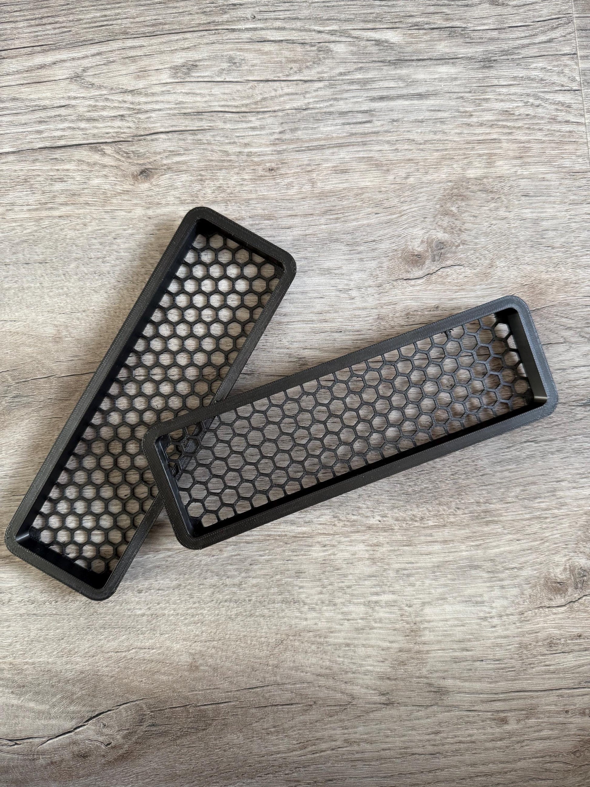 EXTRA STRONG! 2 x Sonos Sub Gen 3 Gen 4 Grill Protector - child proof honeycomb - available in various colours!