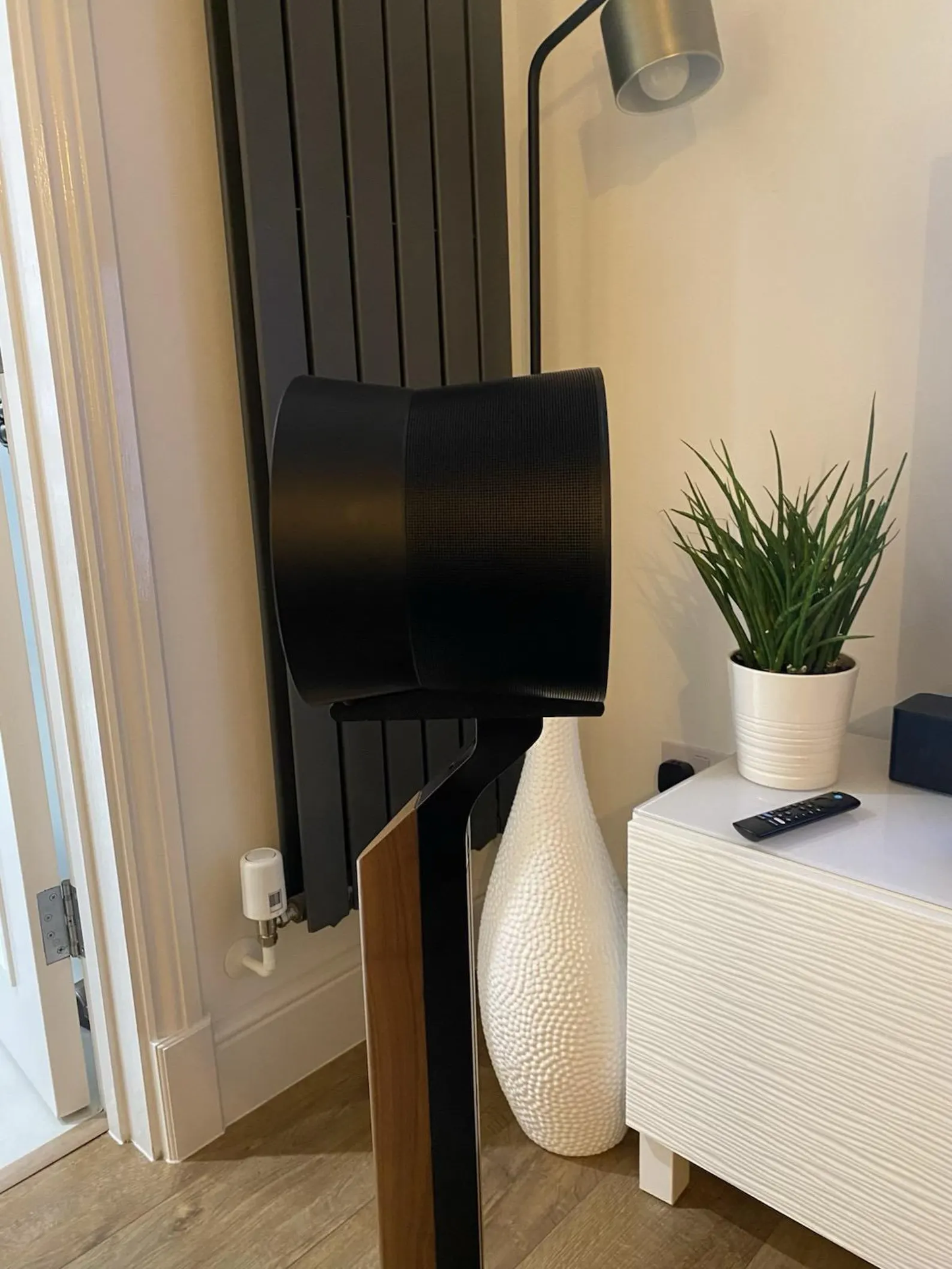 Pair of Sonos Era 300 Adapter for Flexson P5-PFS Speaker Stands